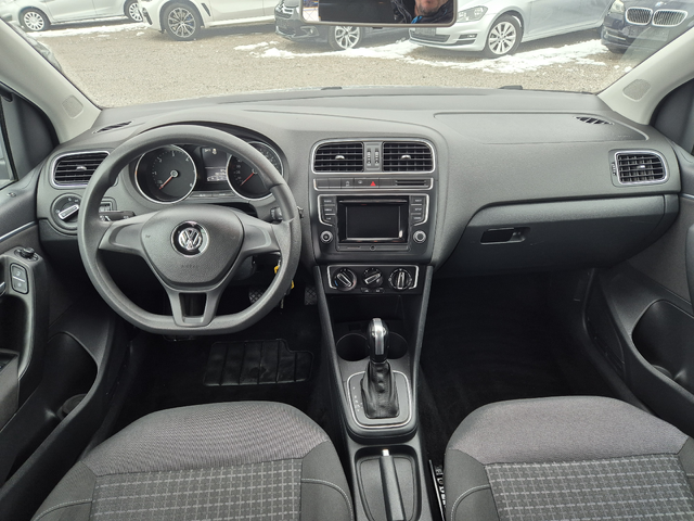 Vw Polo 1.4 TDI Avtomat - автомобили, коли, обяви за нови и употребявани 8