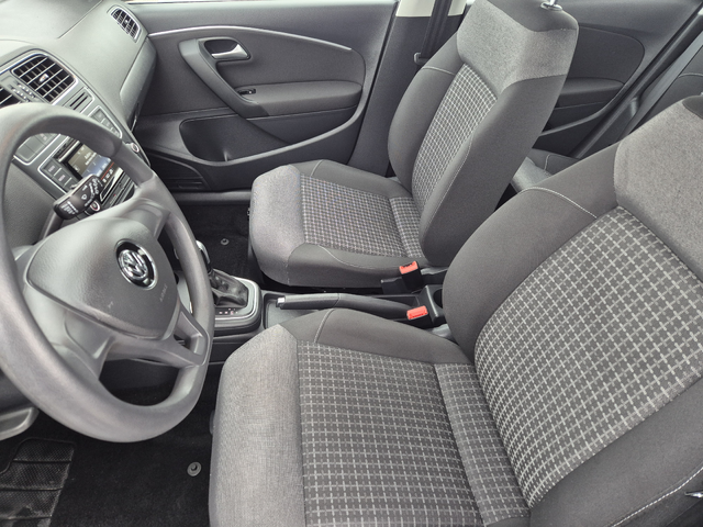 Vw Polo 1.4 TDI Avtomat - автомобили, коли, обяви за нови и употребявани 9