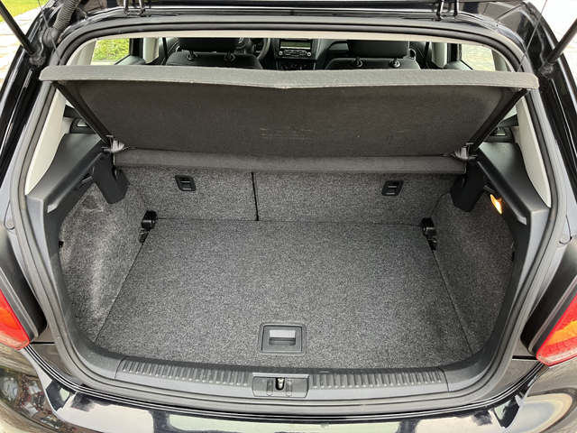 VW Polo 1.4i Стария мотор най-здравия - автомобили, коли, обяви за нови и употребявани 12