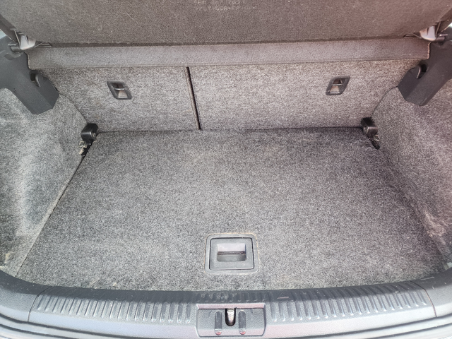 VW Polo 1.6TDI DSG - автомобили, коли, обяви за нови и употребявани 12