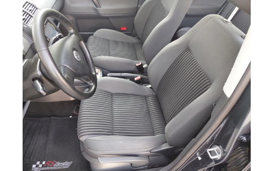 VW Polo 1, 4i AUTOMATIC - автомобили, коли, обяви за нови и употребявани 6