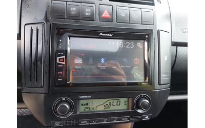 VW Polo 1, 4i AUTOMATIC - автомобили, коли, обяви за нови и употребявани 9