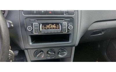 VW Polo 1, 2i 69ps EURO 5B - автомобили, коли, обяви за нови и употребявани 8