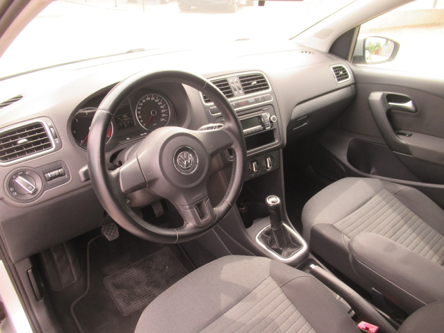 VW Polo 1.6TDI 90ps * ПЕРФЕКТЕН* - автомобили, коли, обяви за нови и употребявани 11