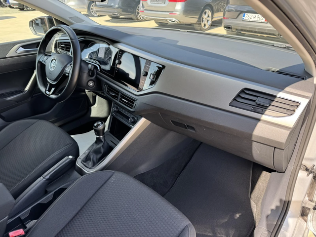VW Polo 75ps* Face* LED* Kлима* Паркт* - автомобили, коли, обяви за нови и употребявани 10