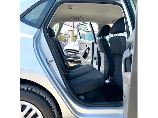 VW Polo 1.2i 105HP - автомобили, коли, обяви за нови и употребявани 12