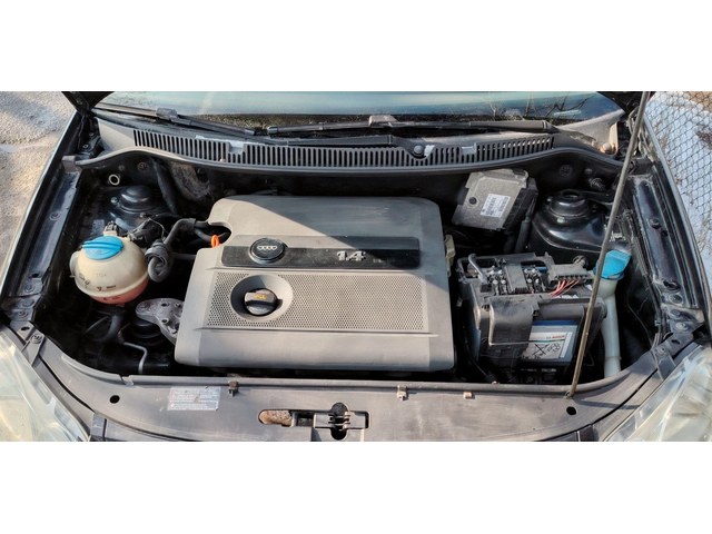 VW Polo 1.4i/Higline - автомобили, коли, обяви за нови и употребявани 10