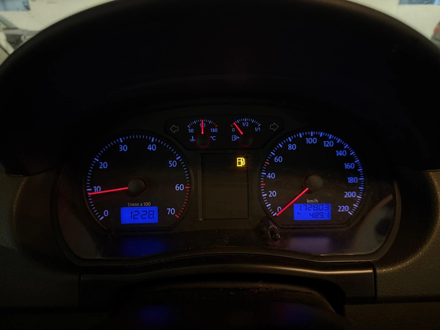 VW Polo 1.4i/Higline - автомобили, коли, обяви за нови и употребявани 12