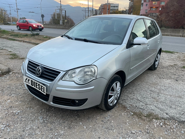 VW Polo 1.4TDI-KLIMA - автомобили, коли, обяви за нови и употребявани 0