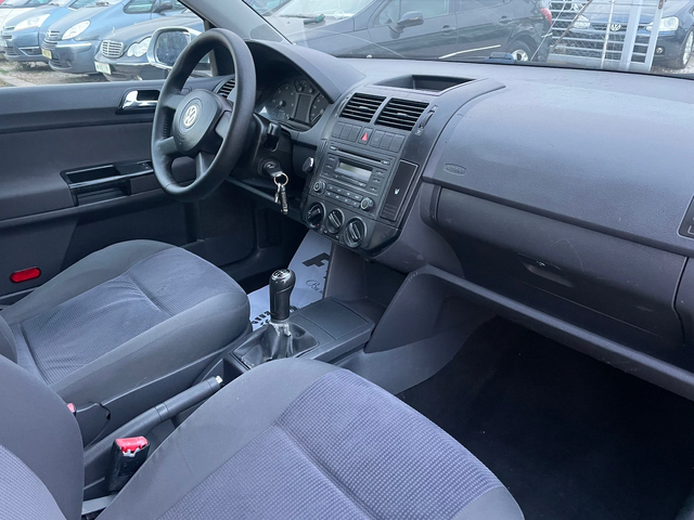 VW Polo 1.4TDI-KLIMA - автомобили, коли, обяви за нови и употребявани 4