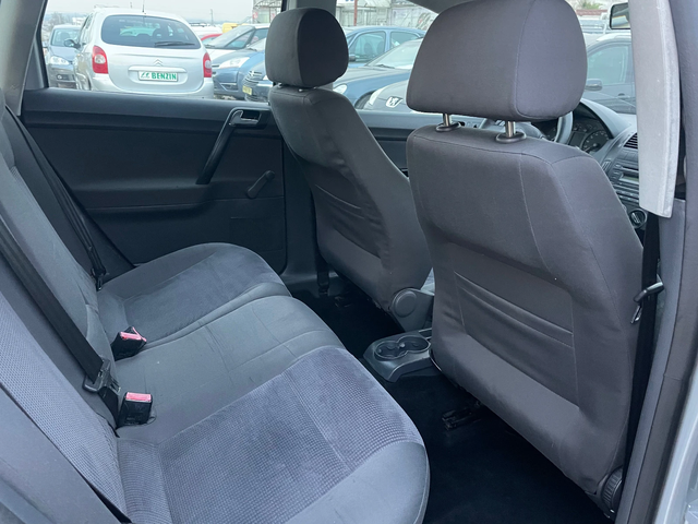 VW Polo 1.4TDI-KLIMA - автомобили, коли, обяви за нови и употребявани 5