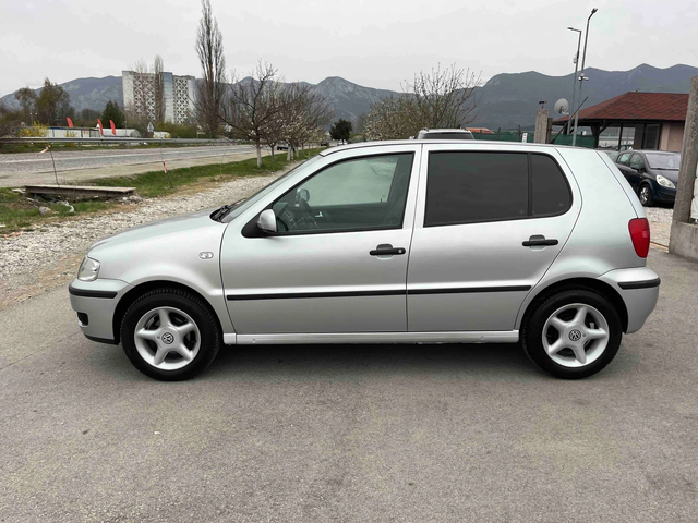 VW Polo 1.4MPI 75кс КЛИМАТИК - автомобили, коли, обяви за нови и употребявани 5