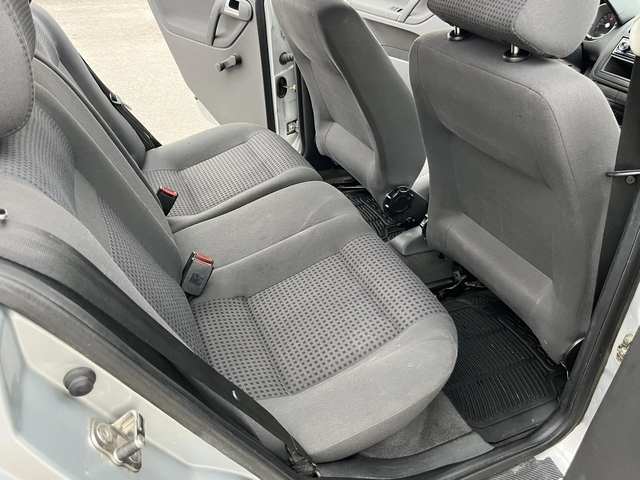 VW Polo 1.4MPI 75кс КЛИМАТИК - автомобили, коли, обяви за нови и употребявани 9