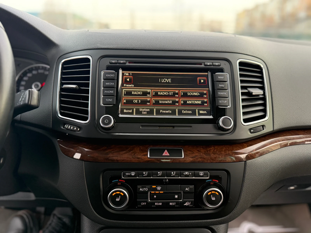 VW Sharan Business 5+ 1 МЕСТА 2.0TDI/140HP 4MOTION TOP! - автомобили, коли, обяви за нови и употребявани 13