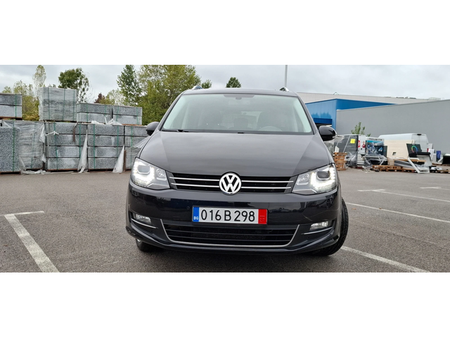 VW Sharan 2.0 High line  Панорама Алкантара Нави Ксенон - автомобили, коли, обяви за нови и употребявани 1