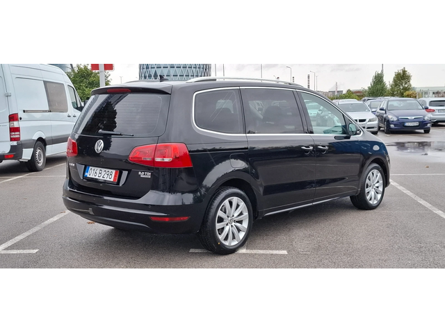 VW Sharan 2.0 High line  Панорама Алкантара Нави Ксенон - автомобили, коли, обяви за нови и употребявани 6