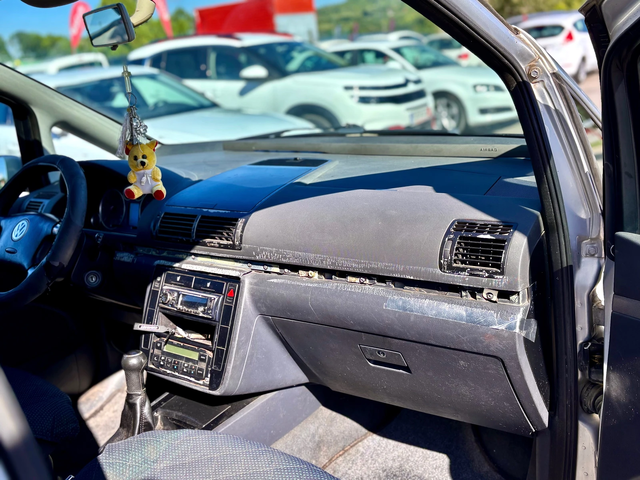 VW Sharan - автомобили, коли, обяви за нови и употребявани 7