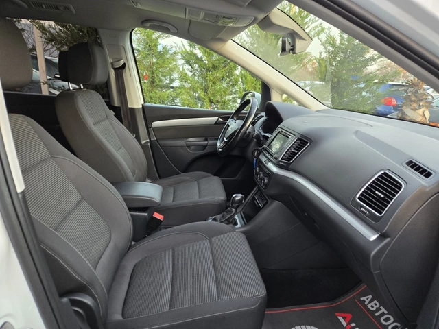 VW Sharan 2.0TDI-150кс= 7МЕСТА= DISTRONIC= LED= ПОДГРЕВ - автомобили, коли, обяви за нови и употребявани 14