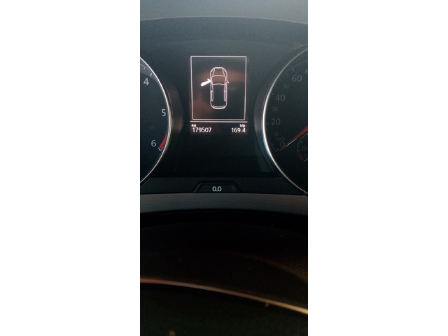 VW Sportsvan 1.6 - автомобили, коли, обяви за нови и употребявани 6