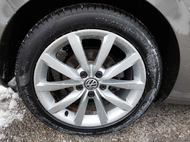 VW Sportsvan 1, 4TSI 125ps DSG - автомобили, коли, обяви за нови и употребявани 13