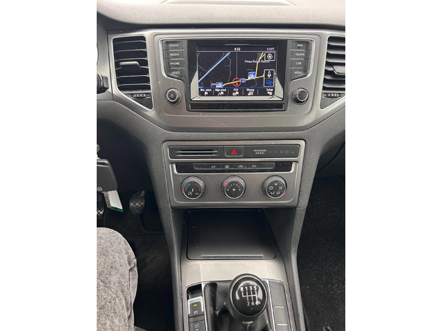 VW Sportsvan 1.6TDI NAVI EURO 6 - автомобили, коли, обяви за нови и употребявани 11