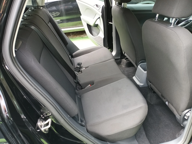 VW T-Cross 1.6ТDi/EURO 6/Distronik - автомобили, коли, обяви за нови и употребявани 8