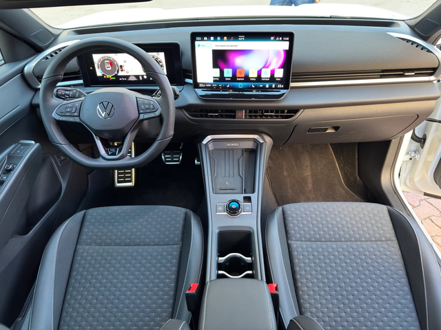 VW T-Roc 1.5 eTSI (150 кс) Mild Hybrid DSG - автомобили, коли, обяви за нови и употребявани 4
