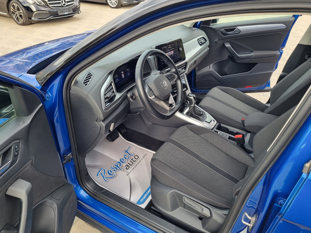 VW T-Roc 1.5TSi-DSG 2023г.-84, 000км - автомобили, коли, обяви за нови и употребявани 6