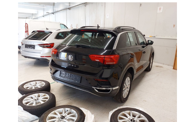 vw-t-roc-1-6-tdi-scr-116-ks - 1