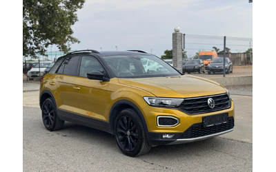 VW T-Roc 1.5TSI DSG ACT * MATRIX* VIRTUAL* DISTRONIC* KEYLE - автомобили, коли, обяви за нови и употребявани 6