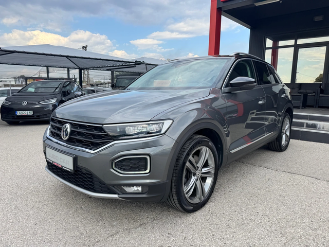 VW T-Roc 2.0D-4x4-FULL-DIGITAL-KEYLESS-DISTRONIC-BLIND SPOT - автомобили, коли, обяви за нови и употребявани 1