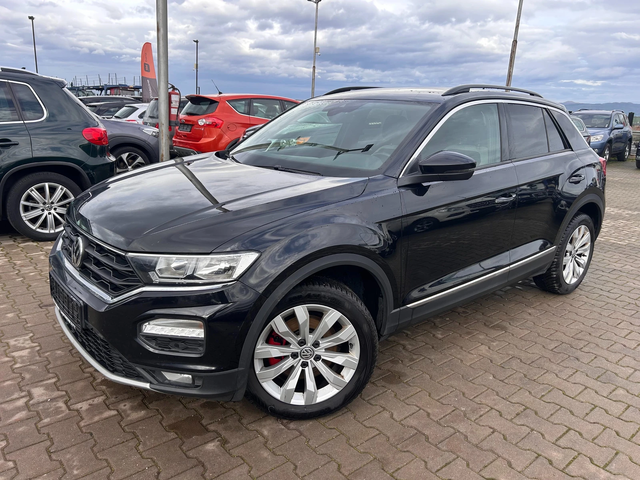 VW T-Roc 1.5TSI AVTOMAT/NAVI EURO 6 - автомобили, коли, обяви за нови и употребявани 0