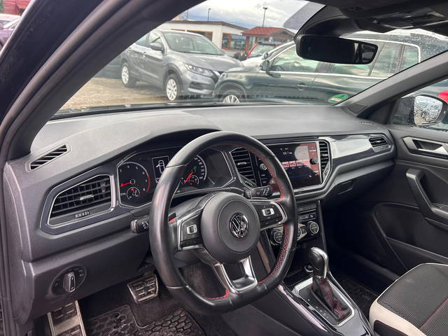 VW T-Roc 1.5TSI AVTOMAT/NAVI EURO 6 - автомобили, коли, обяви за нови и употребявани 12