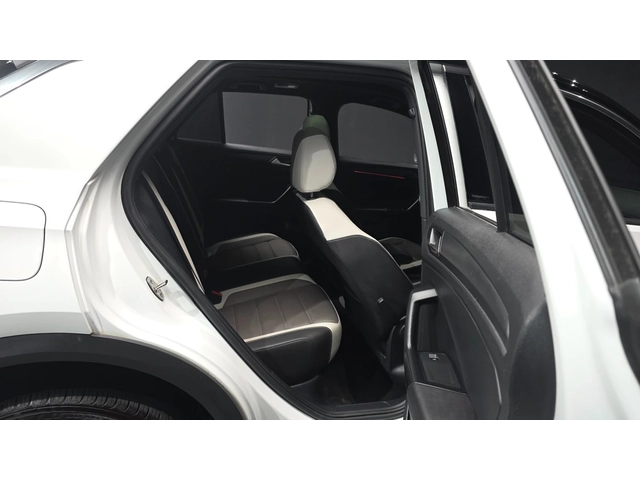 VW T-Roc 2.0 TDI Premium - автомобили, коли, обяви за нови и употребявани 10