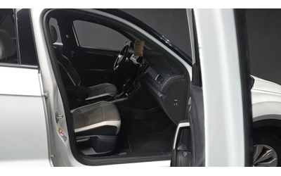 VW T-Roc 2.0 TDI Premium - автомобили, коли, обяви за нови и употребявани 9