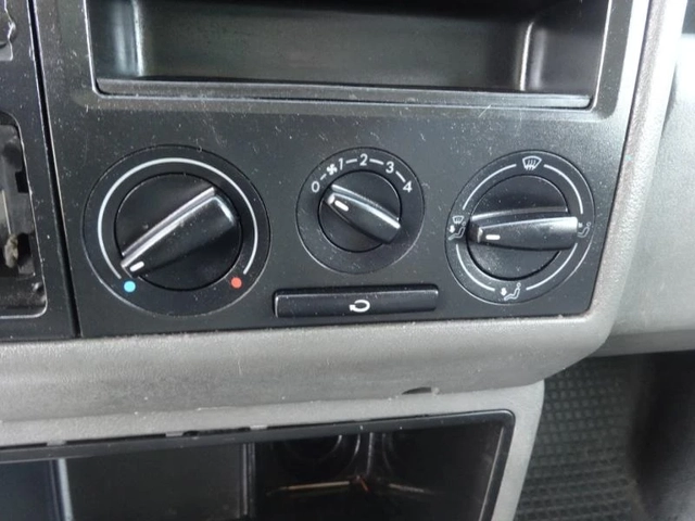 VW T4 2. 5TDI ХЛАДИЛЕН - автомобили, коли, обяви за нови и употребявани 12