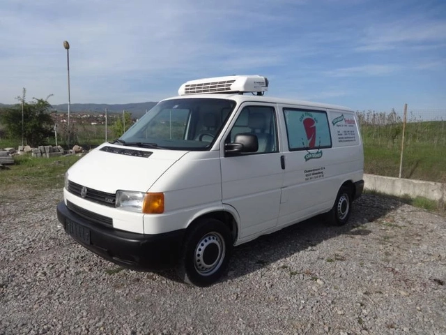 VW T4 2. 5TDI ХЛАДИЛЕН - автомобили, коли, обяви за нови и употребявани 1