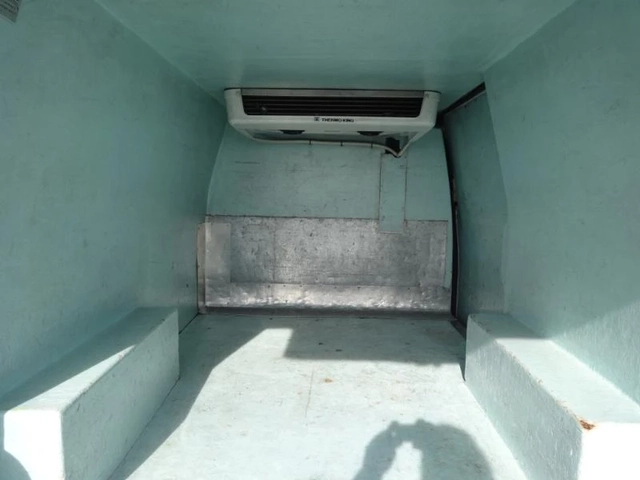 VW T4 2. 5TDI ХЛАДИЛЕН - автомобили, коли, обяви за нови и употребявани 7