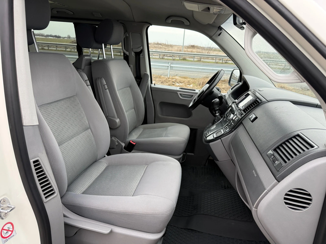 VW T5 MULTIVAN 2.5 TD / 4MOTION / 5+ 1 / NAVI / PECHKA - автомобили, коли, обяви за нови и употребявани 9