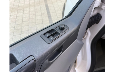 VW T5 2.0TDI 9-местен 2хКлима - автомобили, коли, обяви за нови и употребявани 15