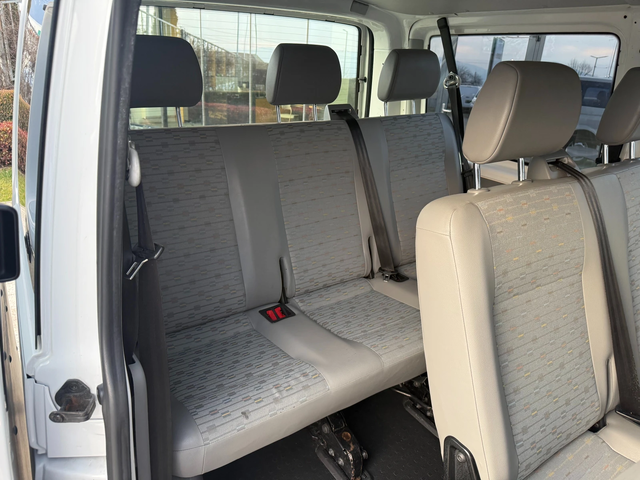 VW T5 2.0TDI 9-местен 2хКлима - автомобили, коли, обяви за нови и употребявани 8