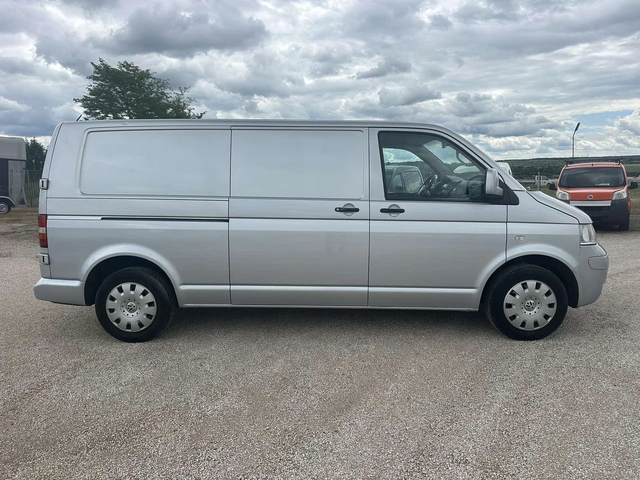 VW T5 - автомобили, коли, обяви за нови и употребявани 3
