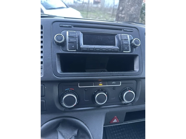 VW T5 2.0TDi - автомобили, коли, обяви за нови и употребявани 6