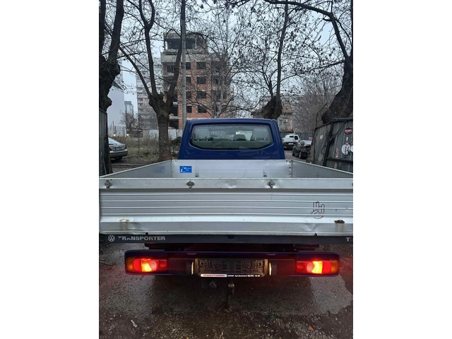 VW T5 2.5TDi - автомобили, коли, обяви за нови и употребявани 2