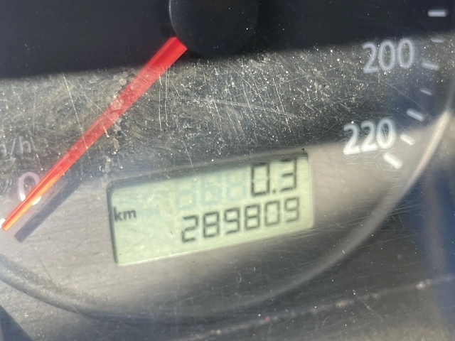VW T5 2.5TDi - автомобили, коли, обяви за нови и употребявани 8