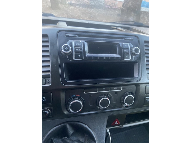 VW T5 2, 0 TDi - автомобили, коли, обяви за нови и употребявани 5
