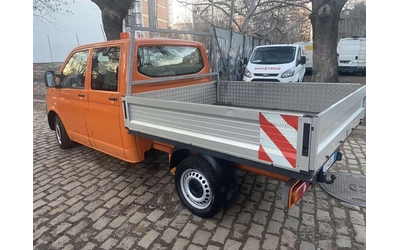 VW T5 2, 0 TDi - автомобили, коли, обяви за нови и употребявани 9