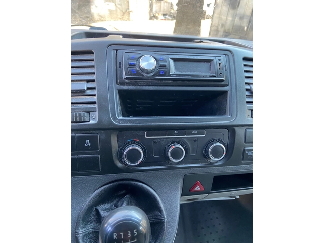 VW T5 2.0TDi - автомобили, коли, обяви за нови и употребявани 8
