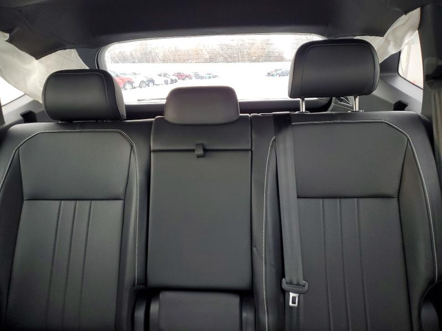 VW Tiguan 2.0L 4 ALL WHEEL DRIVE - автомобили, коли, обяви за нови и употребявани 10