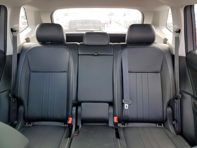 VW Tiguan 2.0L 4 ALL WHEEL DRIVE - автомобили, коли, обяви за нови и употребявани 9